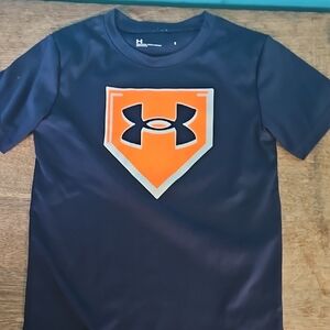 Boys Under Armour Shirt Size 6